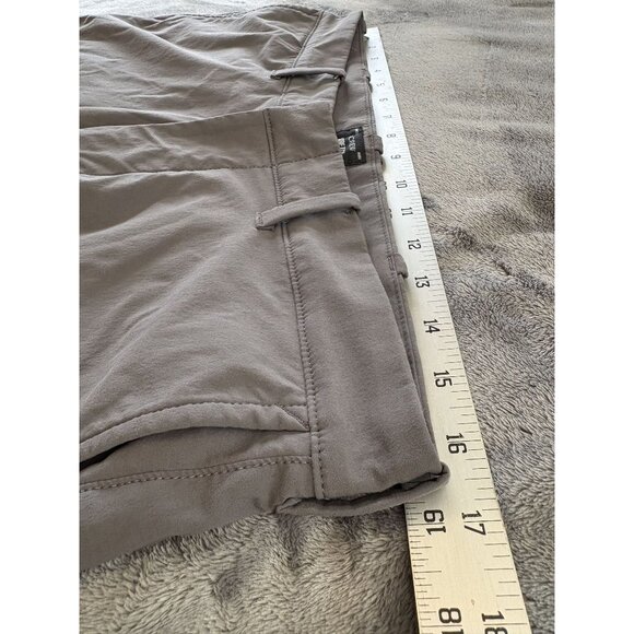 J.Crew Men's 9" Tech Shorts Size 32 Gray Water Resistant Golf Outdoor - Picture 9 of 11